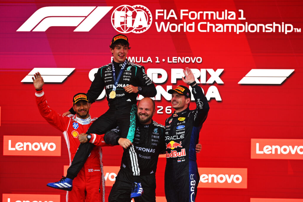 Andrea Kimi Antonelli vence o GP do Canadá de F1 2026.